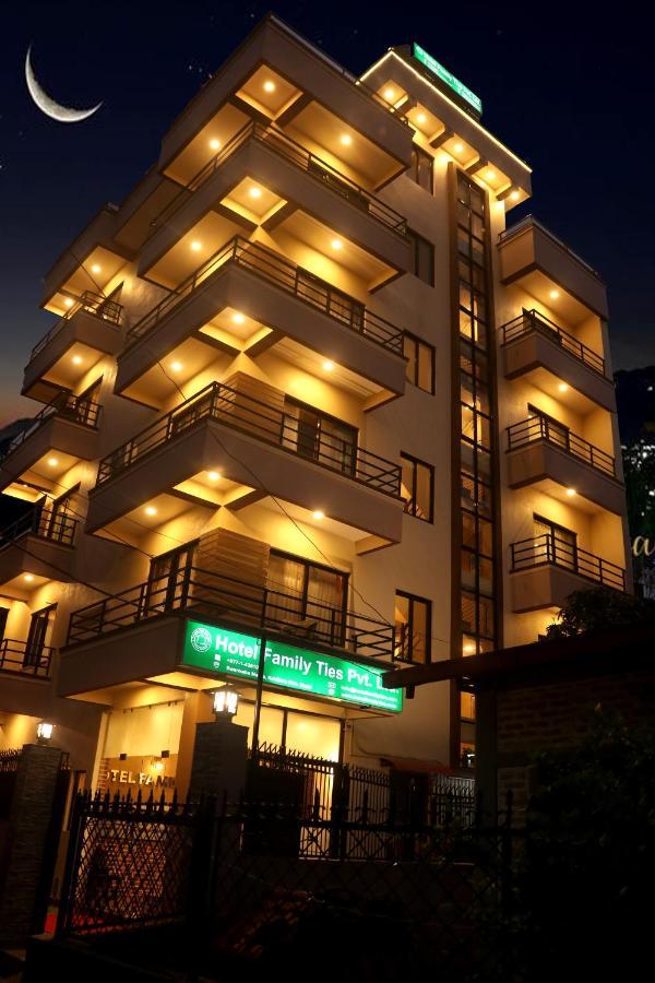 קטמנדו Hotel Family Ties Pvt. Ltd. מראה חיצוני תמונה